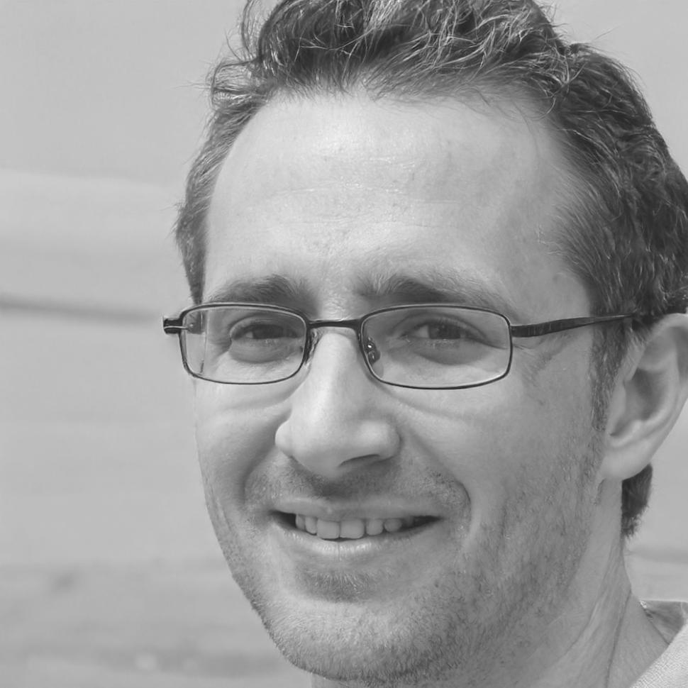 Diretor de Tecnologia da theravionlux